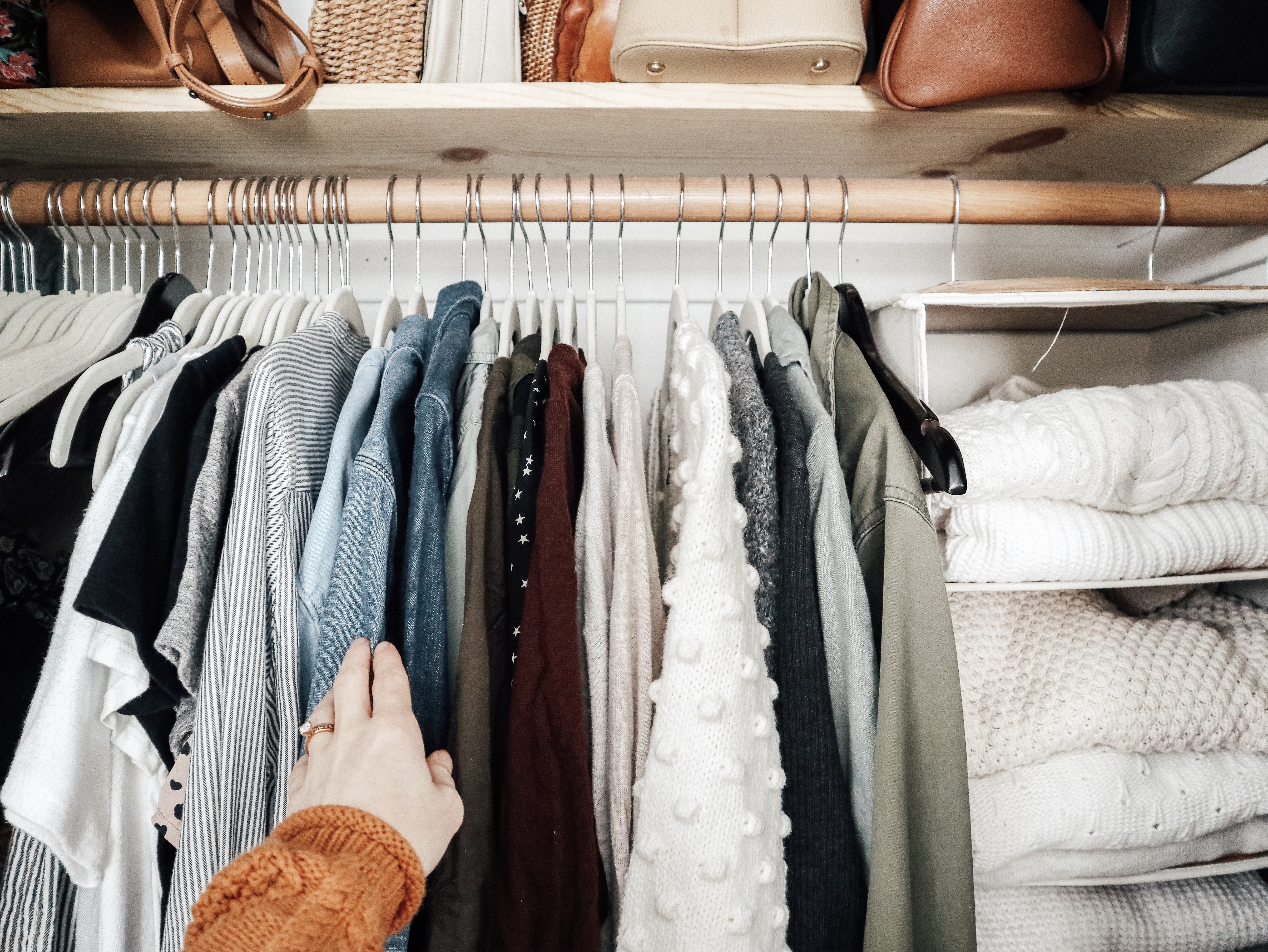 How to declutter your closet | KittyCotten.com