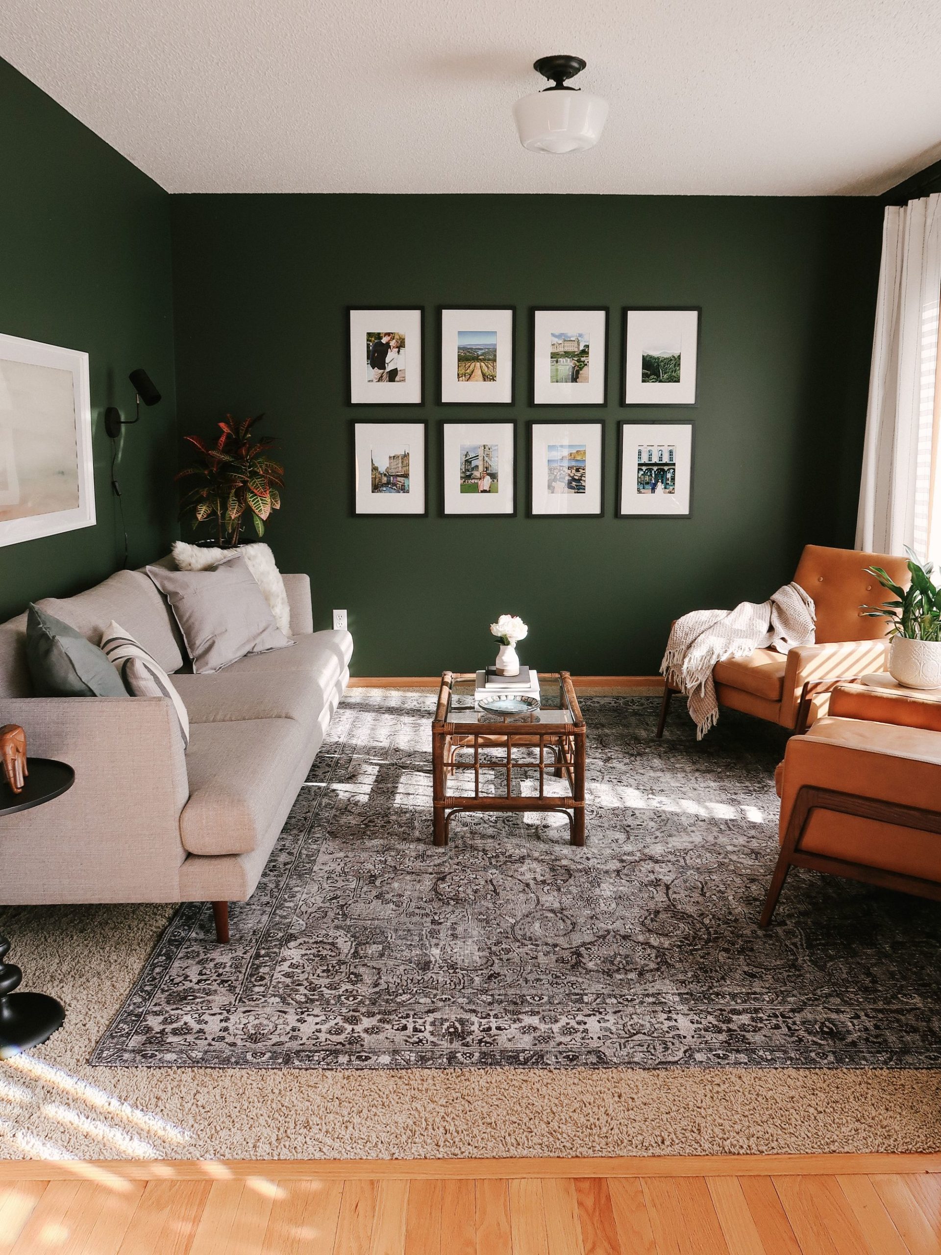 Dark Green Living Room Decor | KittyCotten.com